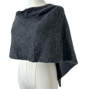 100% Cashmere Poncho